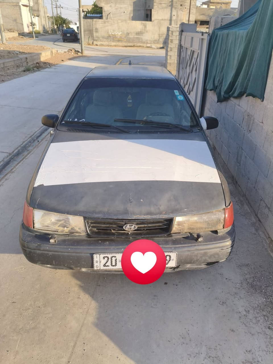 السلام عليكم
سياره هونداي اكسيل موديل 1992
سنويه و هزه جديده 
رقم ديالى دولي 
 السعر 25  للاستفسار واتساب ***********
