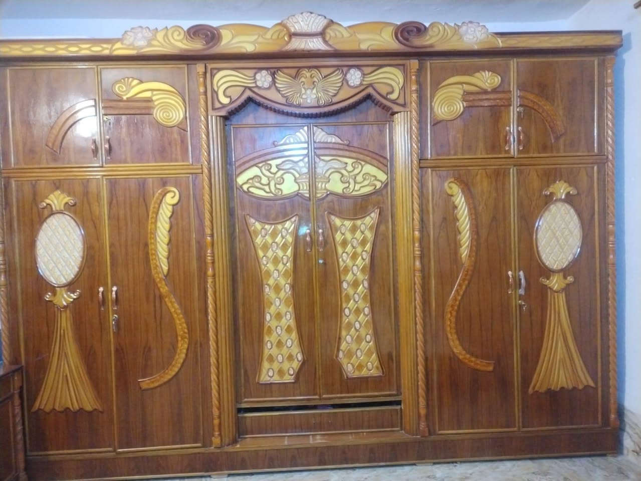 السلام عليكم
غرفه نوم للبيع مستعمله نضيفه كما موضح في الصوره 
كامله ما بيهه نقص سعرها ٨٠٠ آلف موقعها ديالى بعقوبة خان بني سعد للتواصل الاتصال ***********
