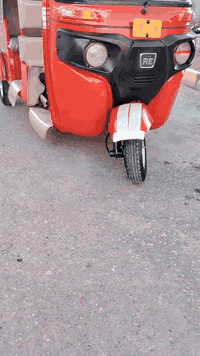 تكتك لبيع موديل 20 شهر 12 رقم وسنويه تكتك نضيفه وحلوه بيه طخات بصيطه ومكينه لا تنيقيص ولا تبخير ناعمه كبل الشارع بيه فراش دوشمه تخم تاير جبلي ستدات جادر جديد كامله مكان ميسان قضا المجر الستفسار تصل علا رقم 📱 ***********. ***********
