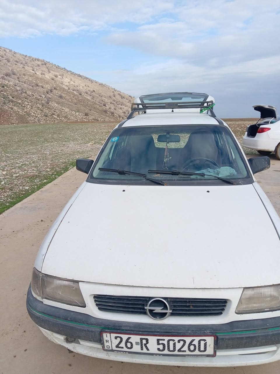 استره للبيع موديل ١٩٩٤سنويه ٢٠٣٠اني الشرعي حجم ١٨ موصل الايسر السعر ٥٠رقمي الاستفسار
***********//***********
