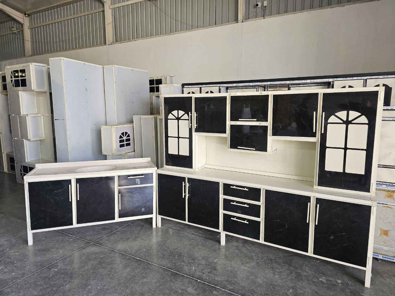 كاونتر ارضي وملحق مترين ونص    مع  سنك متر ونص   مرمر
💥 (المنيوم سوكي)💥

كاونتر مترين ونص ارضي وملحق مع سنك متر ونص
♥️♥️السعر 320/ الف♥️♥️

التوصيل 🚚🚚
التوصيل 🚚🚚
بغداد داخل  مجاني

15 /اطراف  بغداد 

20//رمادي +فلوجه + كربلاء +بابل

25// مركز واسط  
50//أطراف واسط
25 /الديوانيه +النجف
35//ديالى
35/ السماوه+  الناصريه+  العماره + البصره


**إذا كنت صاحب هذا الإعلان وتريد حذفه لأي سبب، رجاءا أرسل رسالة إلى الدعم الفني**