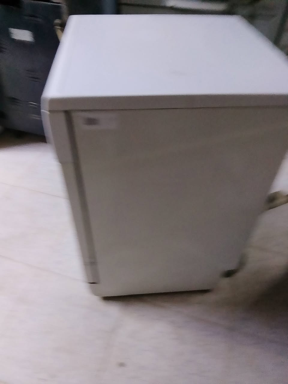 غساله صحون الجي كوري اصلي مرات تغسل ومرات تطلع رمز سعرهة 75 الف مكان بغداد السريدات  قرب سيطره الشعب القديمة


**إذا كنت صاحب هذا الإعلان وتريد حذفه لأي سبب، رجاءا أرسل رسالة إلى الدعم الفني**