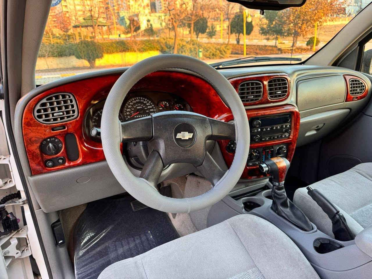 شوفليت بلايزر
موديل 2007 بدون صبغ بدون تعديل بدون تبديل
محرك قبغ ابيض مافتوح كير ومكينه بشرط
حداديه امامي وخلفي جديد بشرط طخم ايطار جديد تبريد تدفأ كهربائيات كله بشرط حجر صالنصه بلادي
ماشيه 130 الف كيلو متر حقيقي
سنويه مجدد لغايه 2030 تحويل حاضر هزه جديد سياره مكفوله شركه جديده مكفوله كفاله عامه داخليه صاج
سعر 124 ورقة بيه مجال بسيط
مكان السياره سليمانيه
رقم تلفون ***********
