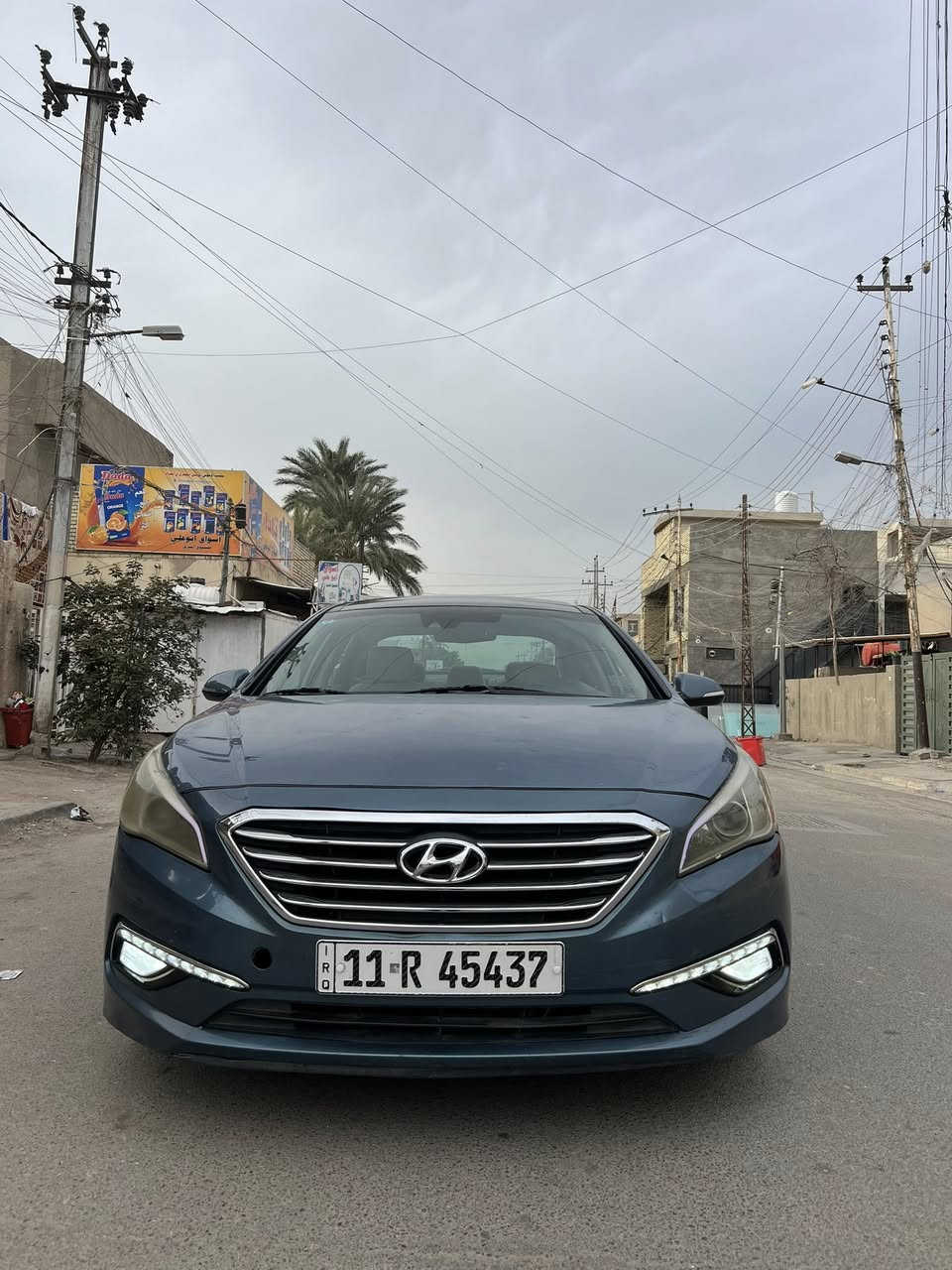 السلام عليكم
سوناتا موديل 2015 
Limited 
لمتد فول1/1 vip اعلى فئه 
حادث مرفق بصور بيه رش مكانات موضحه بسونار 
بدون ايرباك لغد شاصي كفاله 
السعر. 109. وبيه مجال قليل 
مكينه 2400 
بصمة  
شاشة 
بانوراما
كشنات امامي خلفي جلد تدفئة تبريد كهرباء  + كشن السائق خزن ميموري
شفتات ستيرن
ثلاث انظمة قيادة سبورت. اقتصادي. و اعتيادي
سايد. بريك دكمة (auto hold)
حساسات جانبية نقطة عمياء (بالمري)
جنطة ذكية. (تنفتح مجرد الاقتراب منها)
مري قلاب
بكلايت لد (شمعة) 
ويل كب سبورت بلادي ١٨
رادار امامي
رادار سير ع خطوط الشارع 
بردات خلفية بلادية
تبريد قطعتين
سستم صوت انفنتي ٥ دمامات
كامرا دوار + تحذير من السيارات المارة
السياره جاهزه وخاليه من اي نقص
مكاني بغداد مدينه الصدر 
***********
