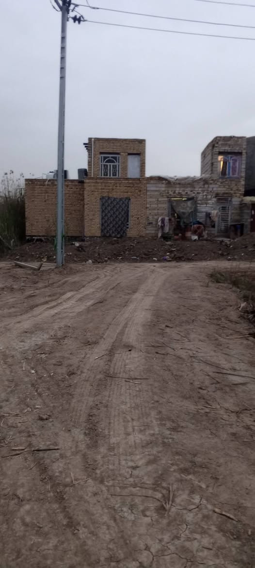 قطعه للبيع طابو صرف زراعي سند 25 المساحة 620م العنوان الحمزة الغربي حي عدنان الزراعي كاع سيد شاكر الواجه 23والنزال 28 ركن على شارعين الاستفسار @الاتصال على الرقم *********** السعر 80 قفل
