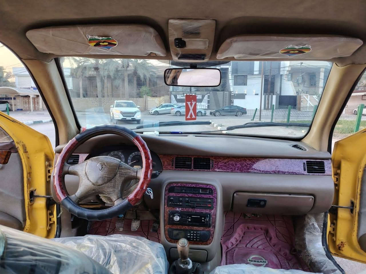 السلام عليكم
سمند 2011 أجرة هزة ورقم وسنوية وملصق كله جديد بأسمي مباشر تخم تاير جديد محرك وكير كلش نظيف السعر ( 26)  مصفرة هيئة وغرامات تاخذ تحويل مباشر مكاني البصرة أم قصر 

***********
