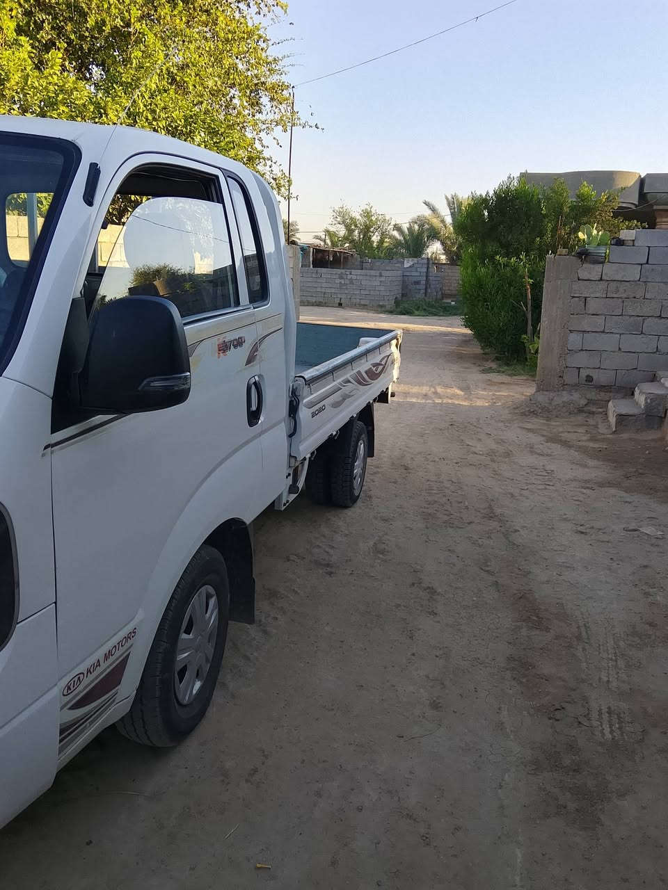 السلام عليكم
للبيع كيا عموشة موديل 20الوجوه الجديد 
سيارة مكفولة كفالة عامة برقي مامحفتوح رقم واسط 
سيارة مال جناي جديدة مكان سيارة بغداد ابو غريب سعر سيارة اتصل على رقم ***********
