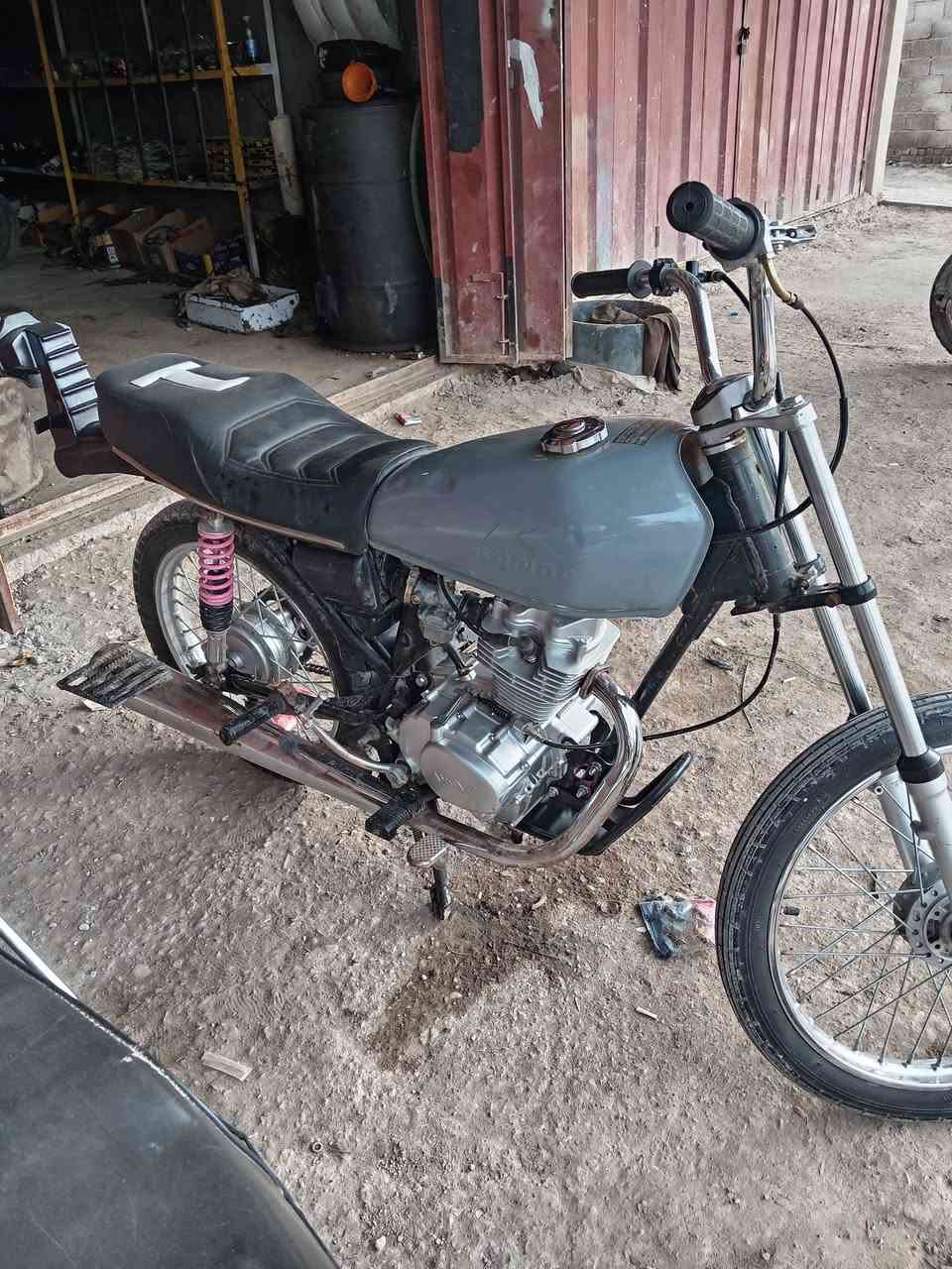 السلام عليكم
دراجات للبيع

 الرصاصيه مابيه اوراق شاصي شلامجه تعمير 25 شلامجه سعره 625 وبيه مجال قليل 

الحمره اوراق اصولي مكينه 5كير مديل 14 سعره 400 وبيه مجال قليل 

الزركه كلك مديل 20 سعره 250 وبيه مجال 

كلهن شغالات المو شراي لايراسل


**إذا كنت صاحب هذا الإعلان وتريد حذفه لأي سبب، رجاءا أرسل رسالة إلى الدعم الفني**