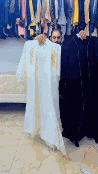 يا الله تعلن محلات محمد الزعيم عن كسر بضاعه جديده نسائي أطفال شي ان  باله خليجي يوم الجمعه المصادف 2025/12/12الساعه 8:00صباحا كلشي متوفر فستان دراعه  صايه عبايه كوت ركود  ستره جنطه بوت احذيه كل ما يخص النسائيه وطفل جمله مفرد
العنوان المحموديه خلف صحه الطلاب محلات محمد الزعيم شارع علوه الخضاره 
رقم التلفون:***********
انستا:zzaamm117
