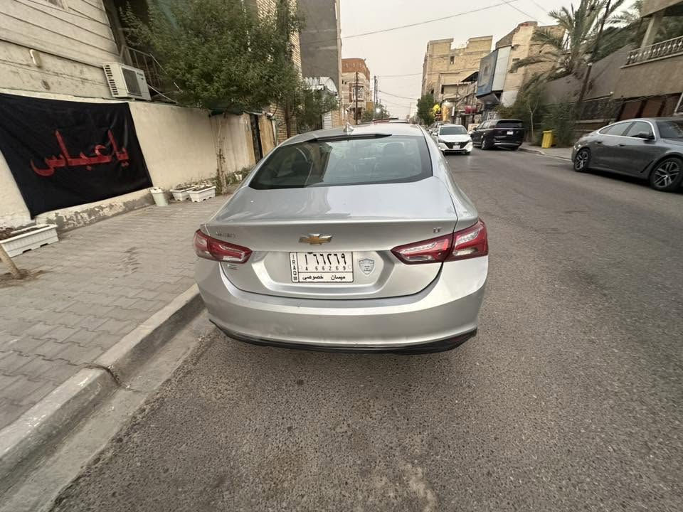ماليبو 2020 معوقين ميسان فئة LT
بشهر الثامن سنة 2027 تتحول حره يعني بعد سنه ضبط 

معوقها انسان حباب وعندي رقمه  وعنوانه وتخابره يمي إذا صارت القسمه وتسولف وياه قبل لا تدفع فلس بس نظره ضعيف 

حادثها جاملغ ايمن فقط ومبدل ومصبوغ 

وصور الحادث موجوده الي يحب ادزها اله 

بس طخات خفيفه ماشيه 113 الف ميل 

كير ومكينه كفاله كله محسن ودهن اصلي 

تبريد ثلج 

منظومة لايتات كامله ناصي وعالي زينون 

السياره نظيفه 

للتواصل واتساب ***********

مكان السياره بصره
السعر 105 ورقات
