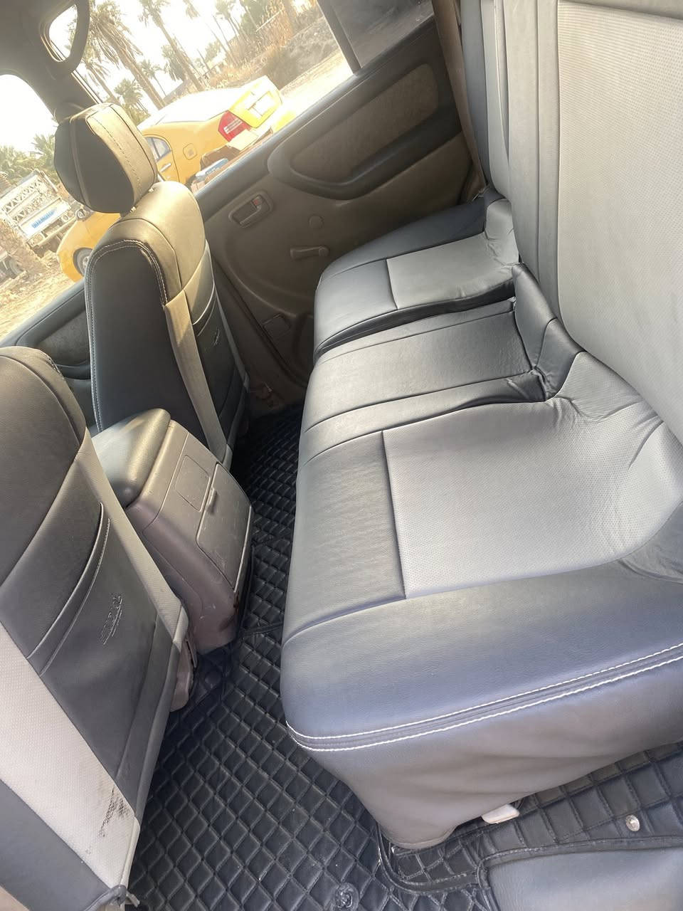 لاندكروز 2004السياره مزاد تترقم جاهزة مكان السياره السماوه السعر 120 كير اوتوماتيك ***********/***********
