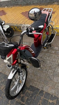 ماطور شحن للبيع نظيف وموضح بالصور بطاريته مستعمله 3 اشهر السعر 350 وبي...