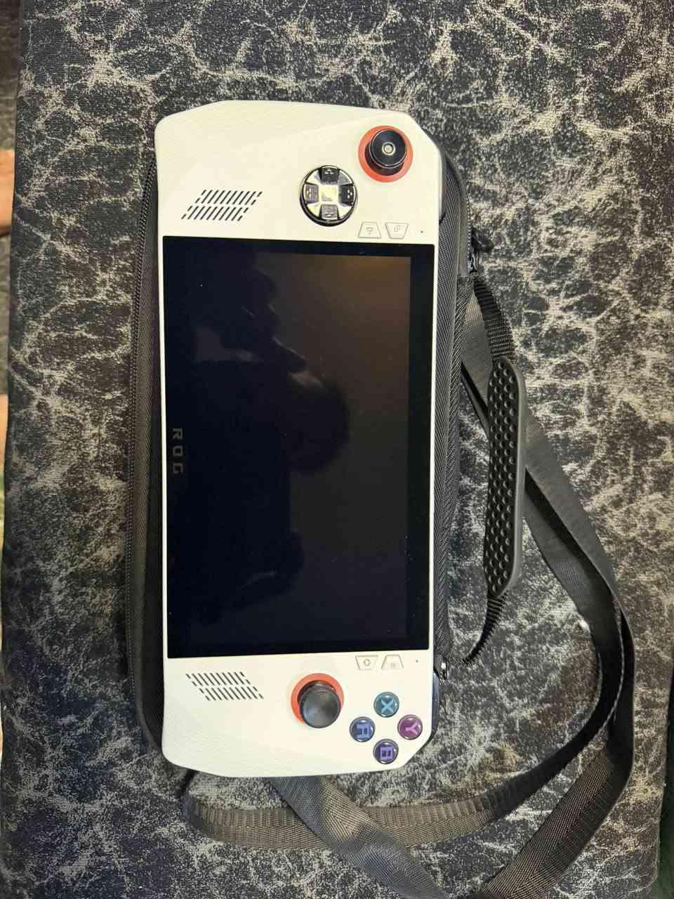 جهاز rog للبيع
الجهاز بيه عطل الكير + شاحن ماكو وياه فقط كيبل و جنطه ملحقاته 
السعر 350
للتواصل واتساب ***********
