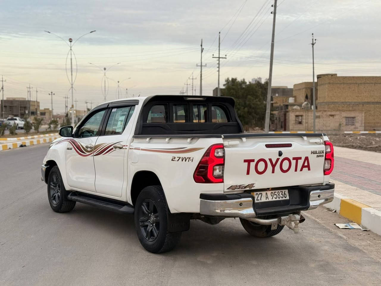 للبيع فورويل فلاونزه 2021 مرقم ذي قار حره تحويل كفاله عامه ضربه وصبغ وتبديل كير اوتماتيك بصمه شاشه كبيره كامره دوار قطعتين تبريد ويل كب كروم حواجب عل لايت دبل بروجكتر وبعد مواصفات هواي السعر 274 وبيهة مجال مكان ناصريه ***********
