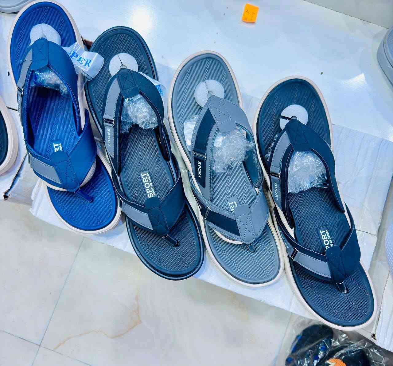 سكجر طبي درجة اولى. صيني كيس
سعر الدرزن الخشن 64  الف. 
قياس 42 الى 47  .. 
سعر الدرزن ناعم 62  الف. 
قياس 40 الى 45.. 
🚚يوجد توصيل لجميع المحافظات. 
https://t.me/wadq_g99


**إذا كنت صاحب هذا الإعلان وتريد حذفه لأي سبب، رجاءا أرسل رسالة إلى الدعم الفني**
