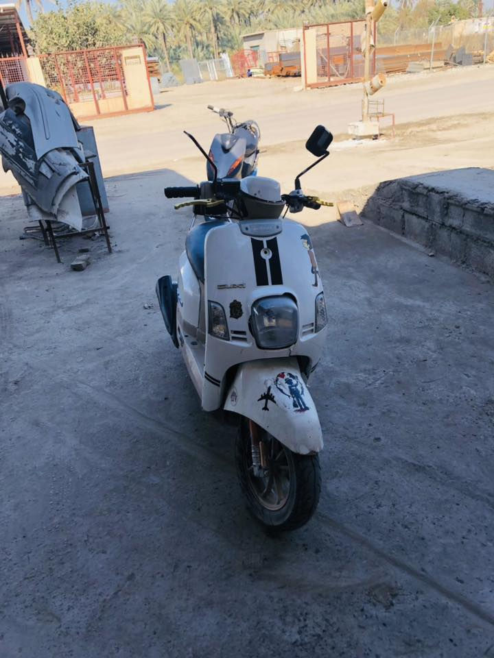 سلام عليكم بوليس للبيع 2009مال رمبه كلشي بيها بلاد السعر 400وبيها مجال ***********او مرواس
