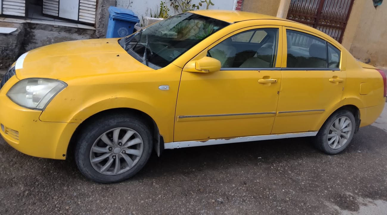 شيري اي فايف 2011 للبيع  رقمها بغداد دولي مصفره هيئه وغرمات الهزه تنتهي 2026شهر 8 بيها تبخير ودبل الامامي واكف كير ومحرك بلادي اوتماتيك السعر 27وبيها مجال قليل للاتصال ***********
