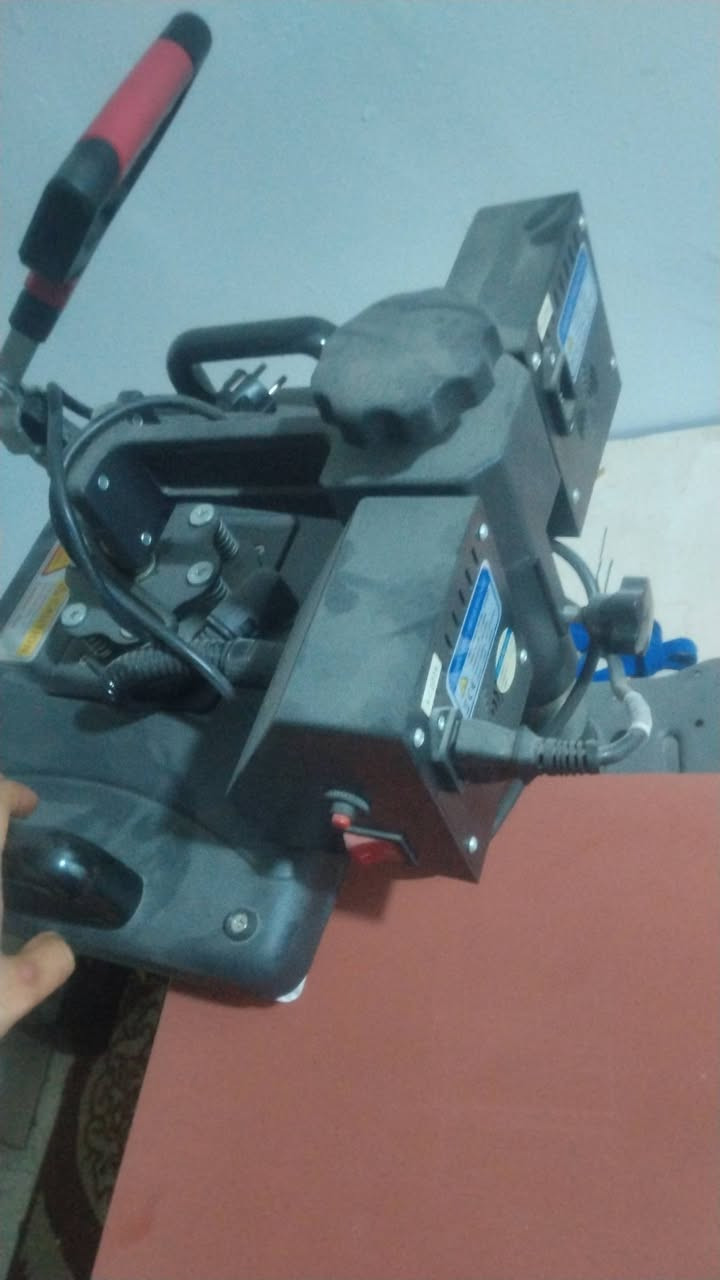 غراض للبيع
مكبس ٢ في ٨ جديده استخدام بسيط نضافة ٩٥ % 
كواويه استيراد من بره 
ليبر مع ١٠ الاف قطعه 
الي يفيده خاص ويدلل


**إذا كنت صاحب هذا الإعلان وتريد حذفه لأي سبب، رجاءا أرسل رسالة إلى الدعم الفني**