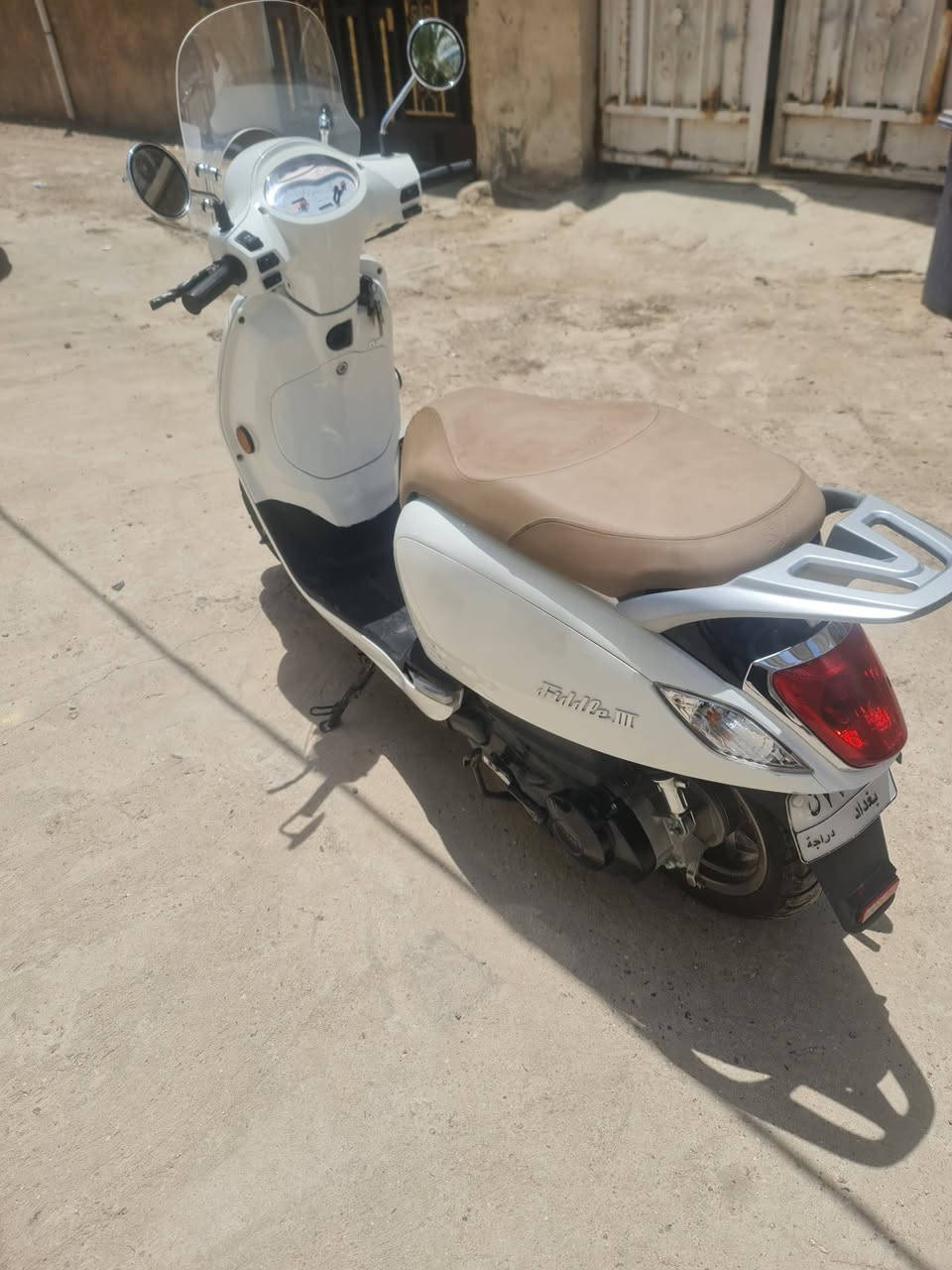 دراجة سيام فيدل 3 موديل 2022
محرك 150 cc
سرعة 140
ماشية557 كيلو
يعني اخت الزيرو
مرقم بغداد 
سنوية باسم الشركة بعدهه ما محولة
السعر 14 ورقه
عنوان بغداد
***********
