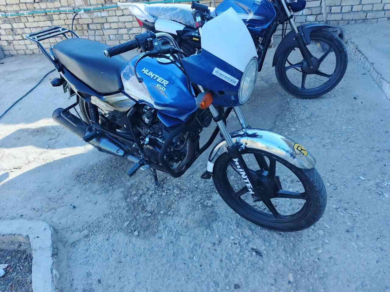 سلام عليكم هيرو موديل 20 مكفوله للبيع دراجه جاهزة وخير من الله السعر  مليون و 150  وشراي يدلل *********** مكاني كوت
