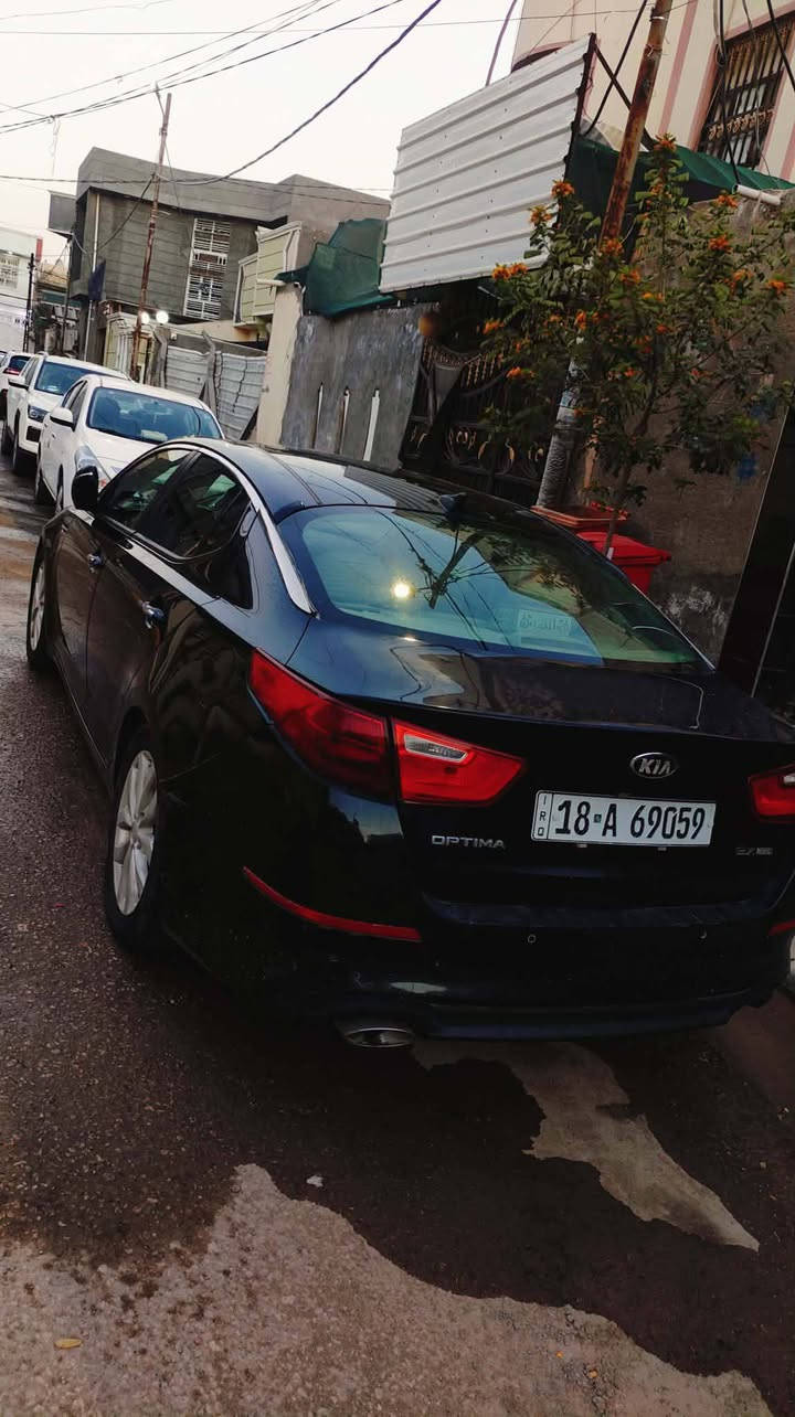 اوبتيما 2014 وارد امريكي لون اسود غير محدد 

محرك GDI 2400

 
سنويه 2030 

سياره شبر بنيد 

رقمها بابل انكليزي باسمي مداور ثاني يوم 
فول مواصفات 

تحكم بلمري 

وتحكم بلستيرن 

وفتحه سقف  

مكاني الديوانية حي الحضارة 

للاستفسار الاتصال عل رقم ***********
