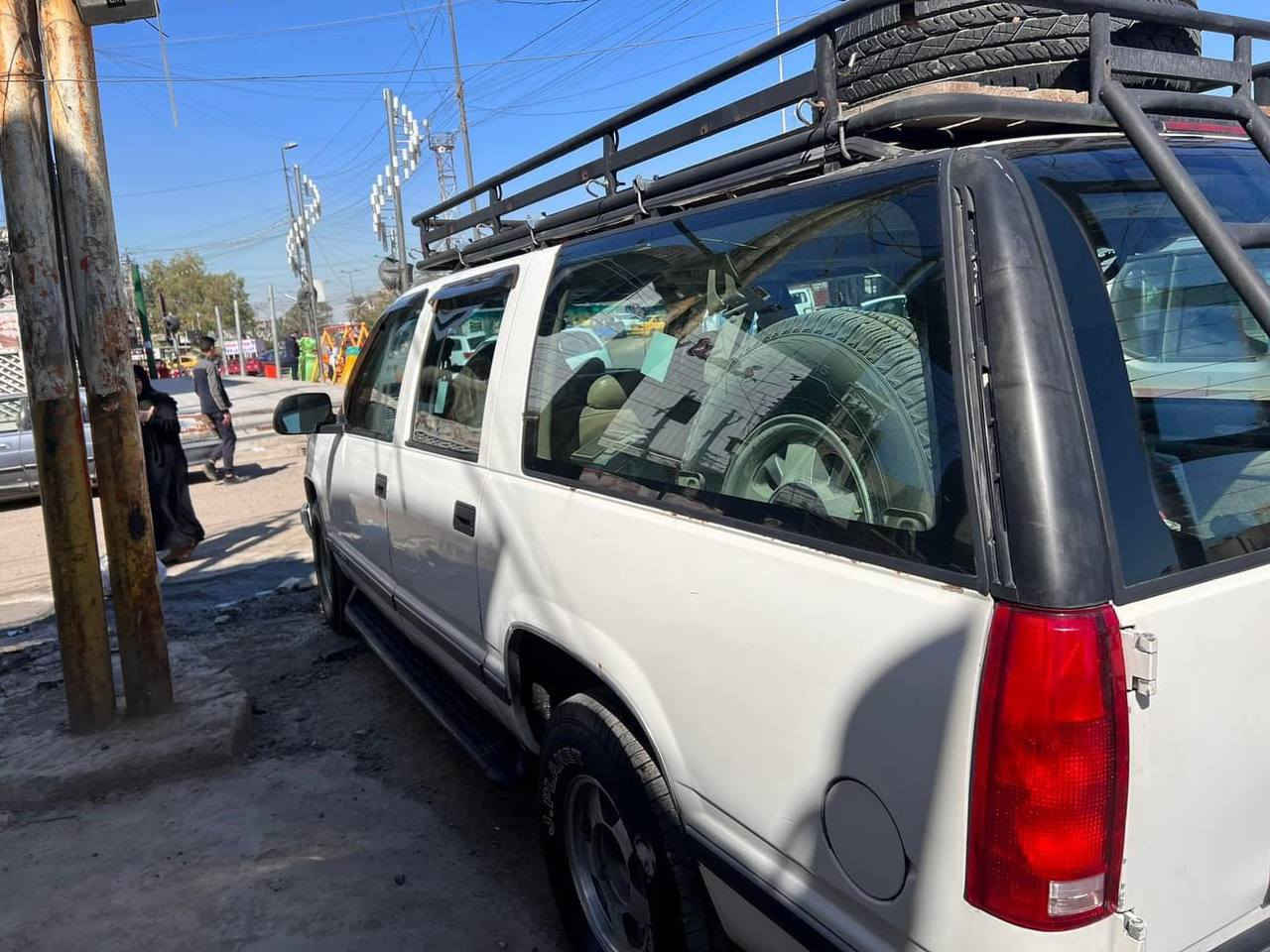 للبيع جمسي شفر ليت بهبهان موديل 1999 سنويه قبل شهر سوينه الرقم الجديد مكينه 8 سلندر توربو سعر 70 وبيه مجال  مكان بغداد حي اور رقم ***********
