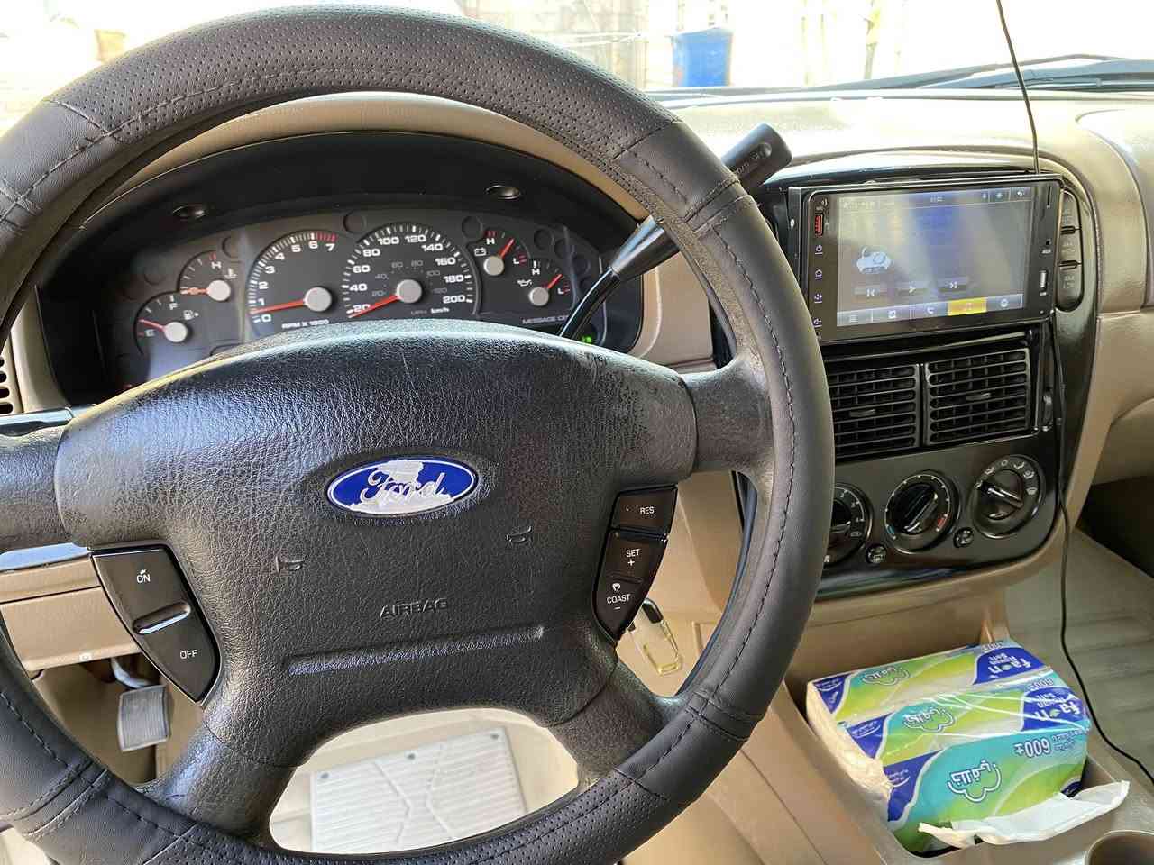 السلام عليكم
فورد اكسبلور 2005مال مزاد بيها كتاب
7 راكب تبريد 4 قطع 
محرك 4000
6سلندر السيارهً جاهزهً رايد مراوس BMW 
ب65 وبيها مجال 
***********
