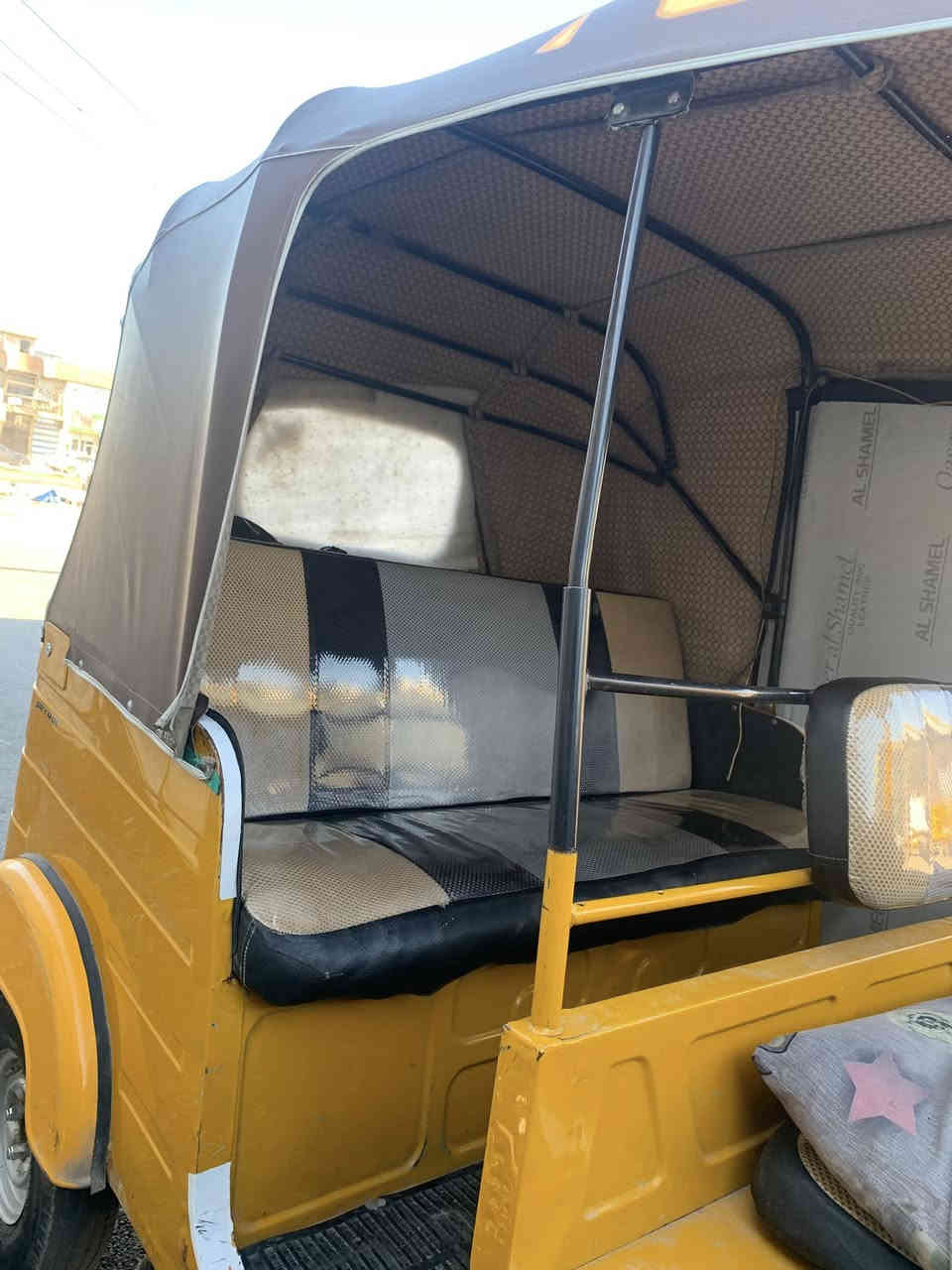 السلام عليكم 
تكتك 2020 شهر 12 يعني محسوبة على 21رقم وسنوية انكليزي لوحاتهه موجوده عندي بالبيت 

مكاني مدينة الصدر27 /السعر(6800)

***********
