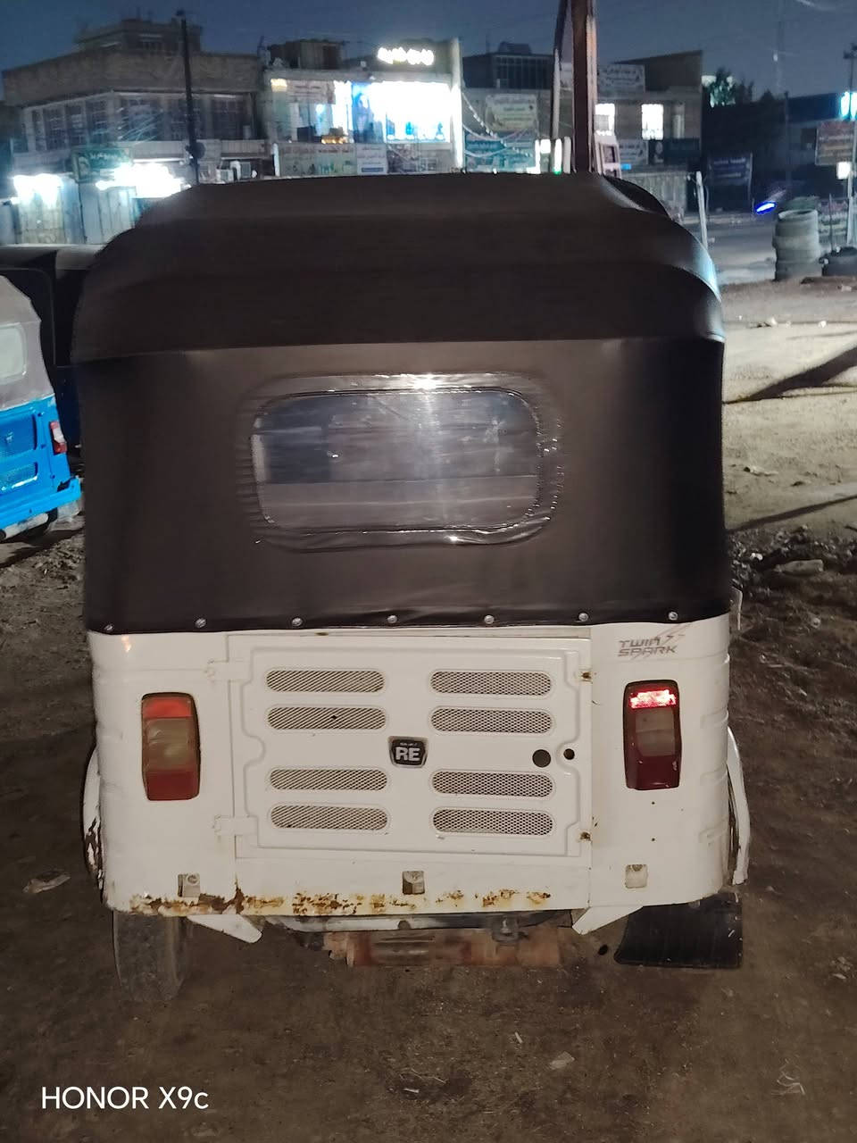 تكتك للبيع امرقمه موديل 17تحويل ثاني يوم سعر 4 وبيهه بسيط مجال مكان فلكه حي النصر ***********
