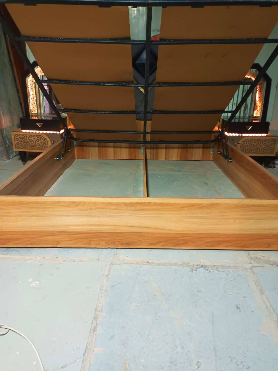 غرفه تركي نضيفه جدا لبيع أبو دشير بغداد ***********
