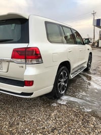 لاندكروز للبيع مديل 21مكفوله محرك 8 رقم بغداد  السعر 565 وبي مجال  078...