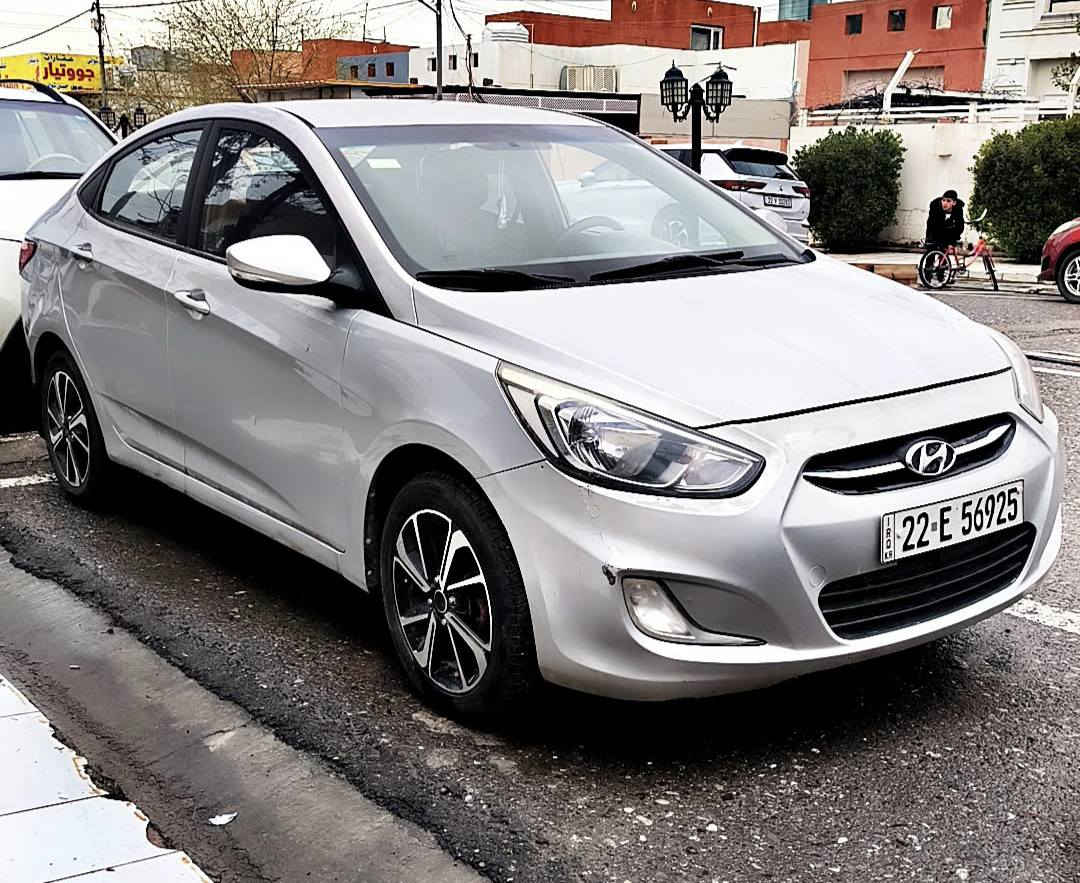 السلام عليكم
عندي اكسنت للبيع 
موديل 2017 
بدون صبغ  بيه تعديل على بارد 
فقط محرك بداية بخار 
مكاني اربيل 
السعر 87 وبيه مجال للطيبين 
استفسار اكثر اتصال على الرقم واتساب ***********🌹
