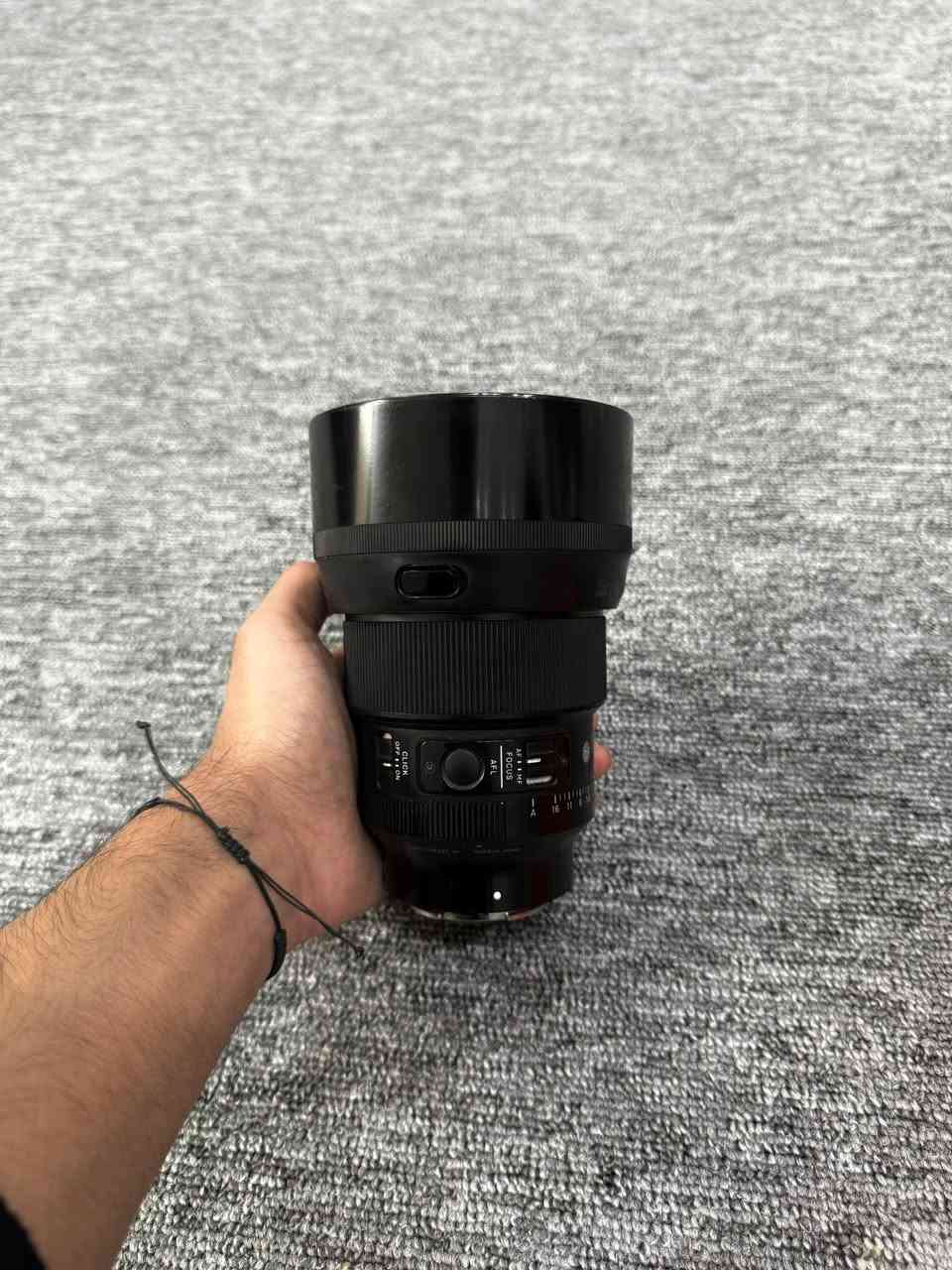 للبـيع كاميرا سوني  A7 IV 4 
اخـت الجديدة النظافة 95‎%‎ استعمال اقل من سنة مع جميع الملحقات والعدسة ايضاً 
85 نظيفة وجديدة شخط مابيها 

كاميرا (صور وفيديو) بإطار كامل، تتميز بمستشعر Exmor R CMOS بدقة 33 ميجابكسل، معالجة BIONZ XR، فيديو 10 بت 4K 60p، تركيز تلقائي متقدم مع تتبع في الوقت الفعلي، تثبيت صورة بخمسة محاور، وشاشة لمس مفصلية.
للاستفسار …***********
