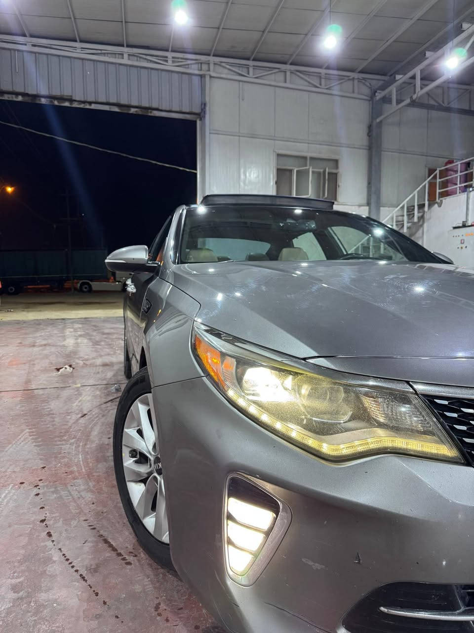 سلام عليكم 
اوبتما sxl فول مواصفات امريكي حادث غرق 
رقم بغداد انكليزي بسمي السعر 135وبيها مجال 
للاستفسار *********** مكان السياره حله
