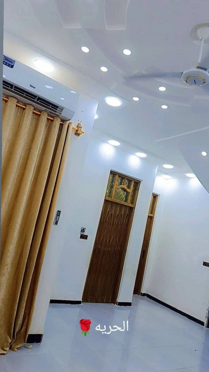 الدار للبيع دور النفط الحريه رقم معامله كامله قاط واحد بناء حديث ***********
