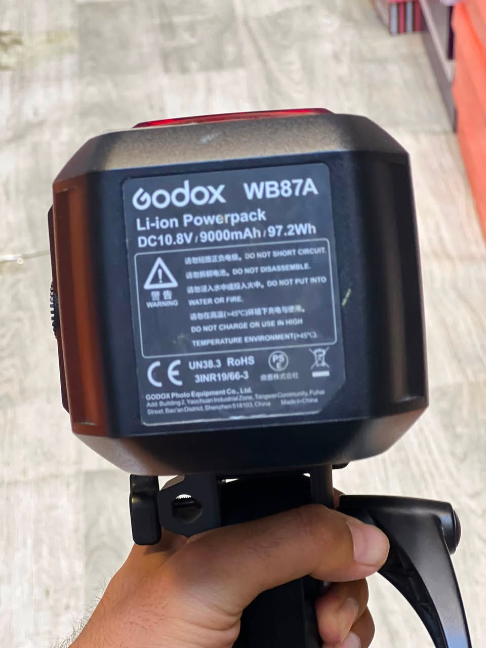 فلاش ad600bm
نظيفة جداً بعدها بليبل الشاشة
مكاني بغداد مدينة الصدر 
***********

