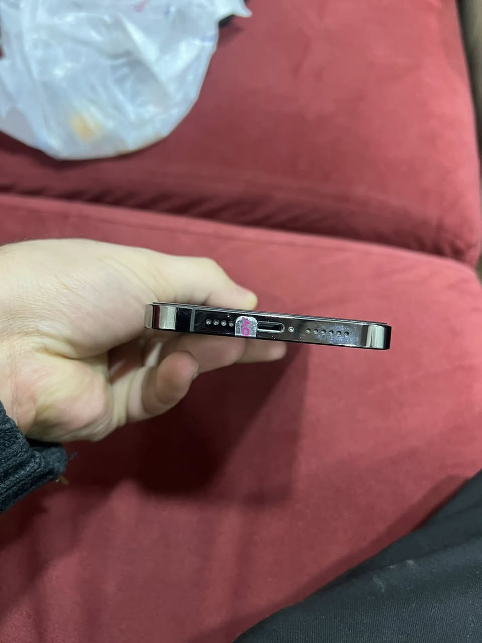 سلام عليكم 13 برو ماكس اسود بطارية 83 ذاكرة 128 نضافة 99‎%‎ شرط بينو سلخ واحد صغير و كلو نورمال ب 580 قفل بيع مستعجل
***********+بي واتساب
