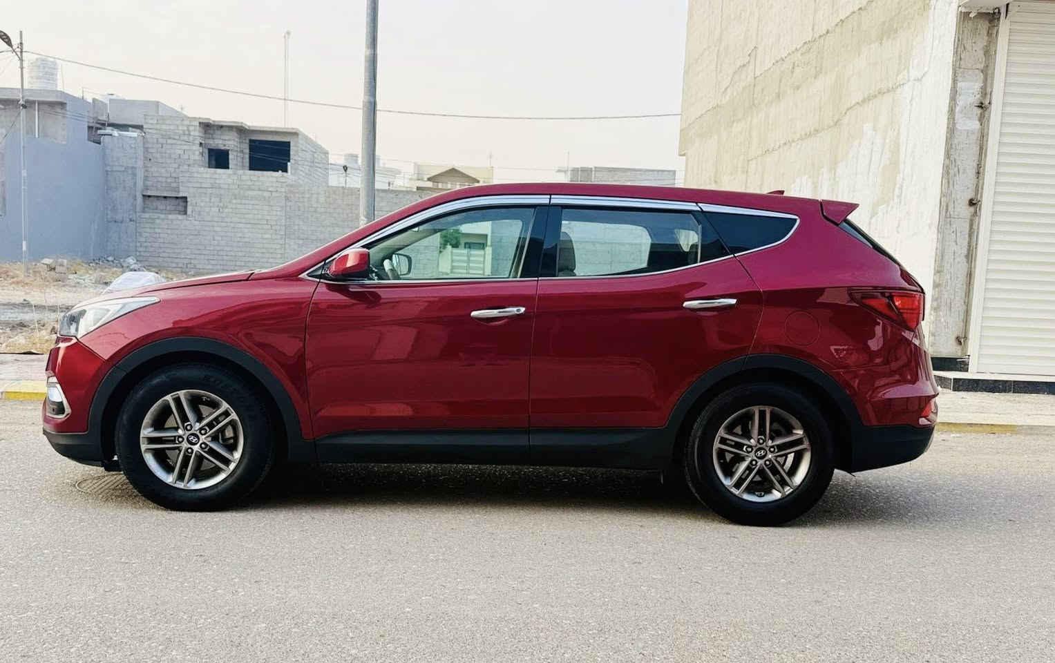 السَلٱمٌ عـَلـْيگمّ  

سعر 134 ورقه

للاتصال ***********

للبيع فقط هونداي سنتاڤي موديل 2017

مواصفات 

محرك 4 سلندر  

حجم محرك 2400

داخل بيجي

كامره 

شاشه

كشنات جلد

لايتات زنون 

 تحكم استيرن

وثبيت سرعه

مانع انزلاق 

 تبريد ثلج 

تدفئة شغال

كير محرك جديد ممفتوح 

تخم تايرات جديد

صدر امامي خلفي جديد

‏كهربائيات—كله شغال -

شرط سياره جاهزه

سياره مابي نواقص بدون مصرف 

رقم سليمانيه

رقم وسنويه لحد 2024

صور ضرر وسونر مرفق

شرط تحويل او غرامه 

تحويل مباشر 

عنوان ديالي خانقين ✅
