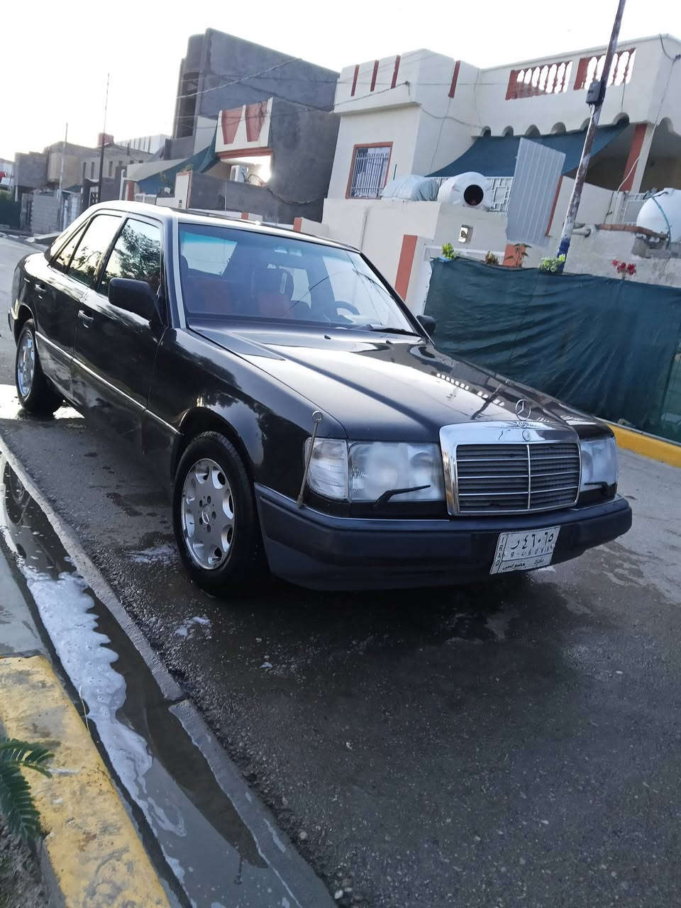 سلام عليكم
للبيع مارسيدس دب 
موديل 91
محرك بطة3000
مصبوغة جمالية 
سنوية لل2028
صدر اماني خلفي جديد كهربائيات كلة شغال
مكاني شهربان
***********
سعر خاص
