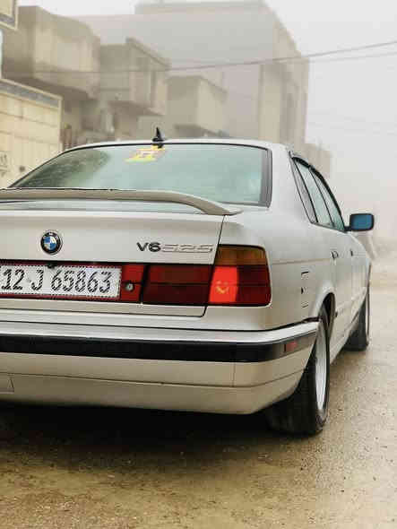 BMW للبيع
بي ام حجم ٥٢٥ محرك كبس عدل المرغوب وشرط الفحص
گير توماتيك 
لون سلڤر 
فتح سقف 
قفل مركزي
دعميات ودوسات m
ويل خلية
كشنات جلد
ABS مانع انزلاق ادامة كاملة جديد
وغرفتها نظيفة وكدام العين
عليها ادامة كاملة من دايم شفت وقصبات الكير والهيدروليك وفلتر الگير والفيتبم والنوزلات وصوندات البازين والمسطرة والولف والايسي وحساس كزوز كلو جديد وشرط الفحص
رقم نينوى جديد وهزة وسنوية جدد 
سعرها 66 وبيها مجال بسيط
الشراي يتصل
***********
