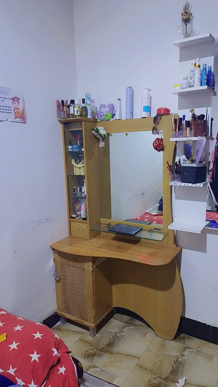 السلام عليكم اخوان غراض للبيع مكاني خالدية حي الشهداء للستفسار ***********
