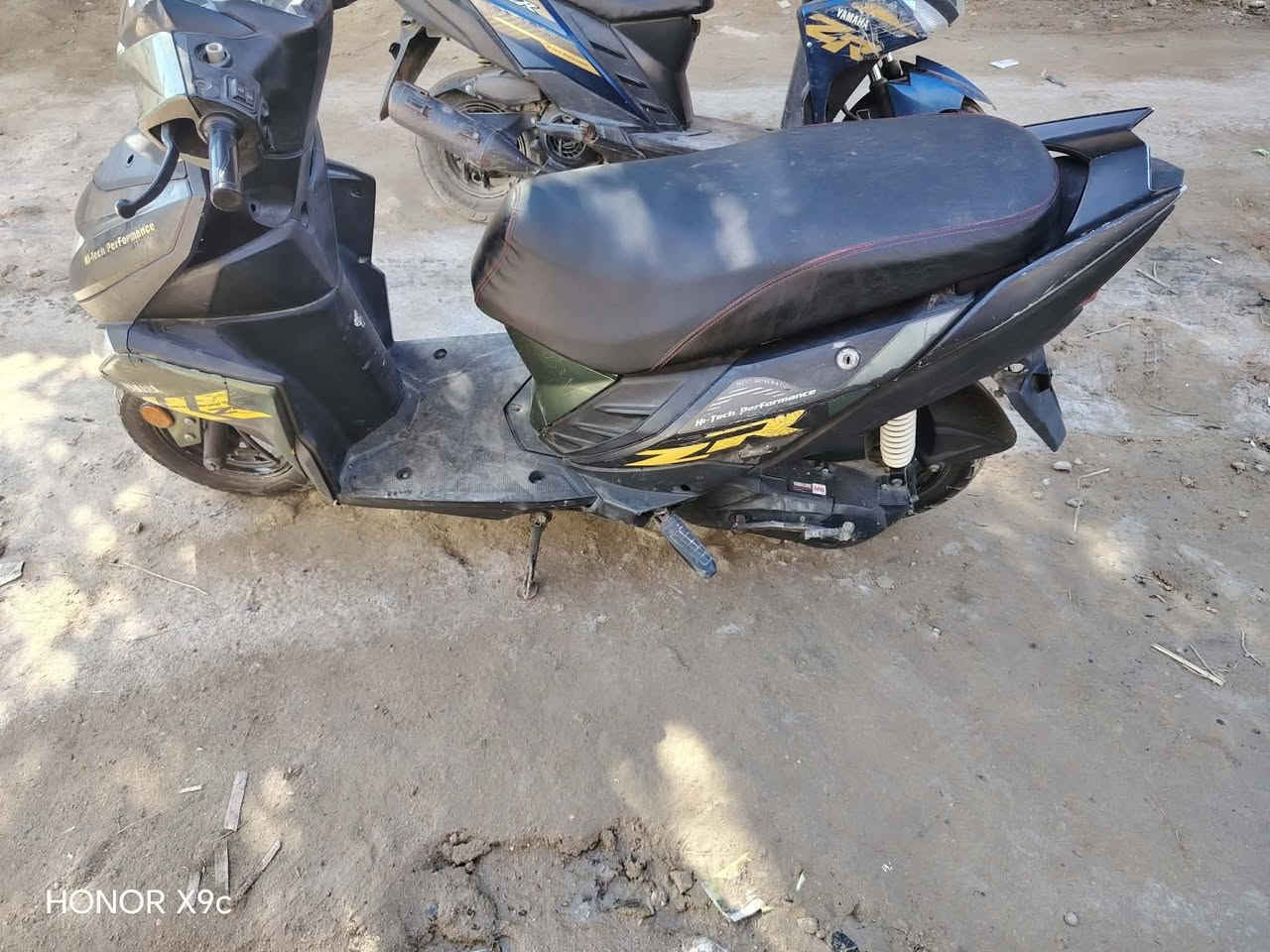 دراجات للبيع زت ار موديل 19 للبيع الاتصال ‪

ع رقم ‪‪0781 555 0677.
