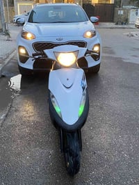 مناقصها كلشي اوراقها كامله دراجة رمبه كلشي شغال 700 وبيها مجال 0780385...