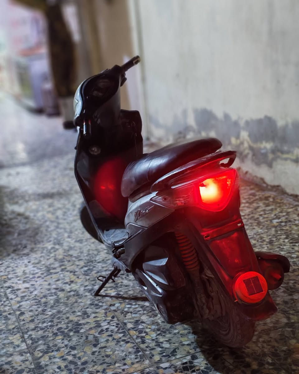 السلام عليكم عندي دراجه ماكس مضلع مكينه شلعه ومعدل تشك الكاع كهربائيات نكره سلف در بلاديه كفرات ختم واحد السعر 350وبيه مجال  العنوان بغداد مدينة الصدر: الرقم ***********
