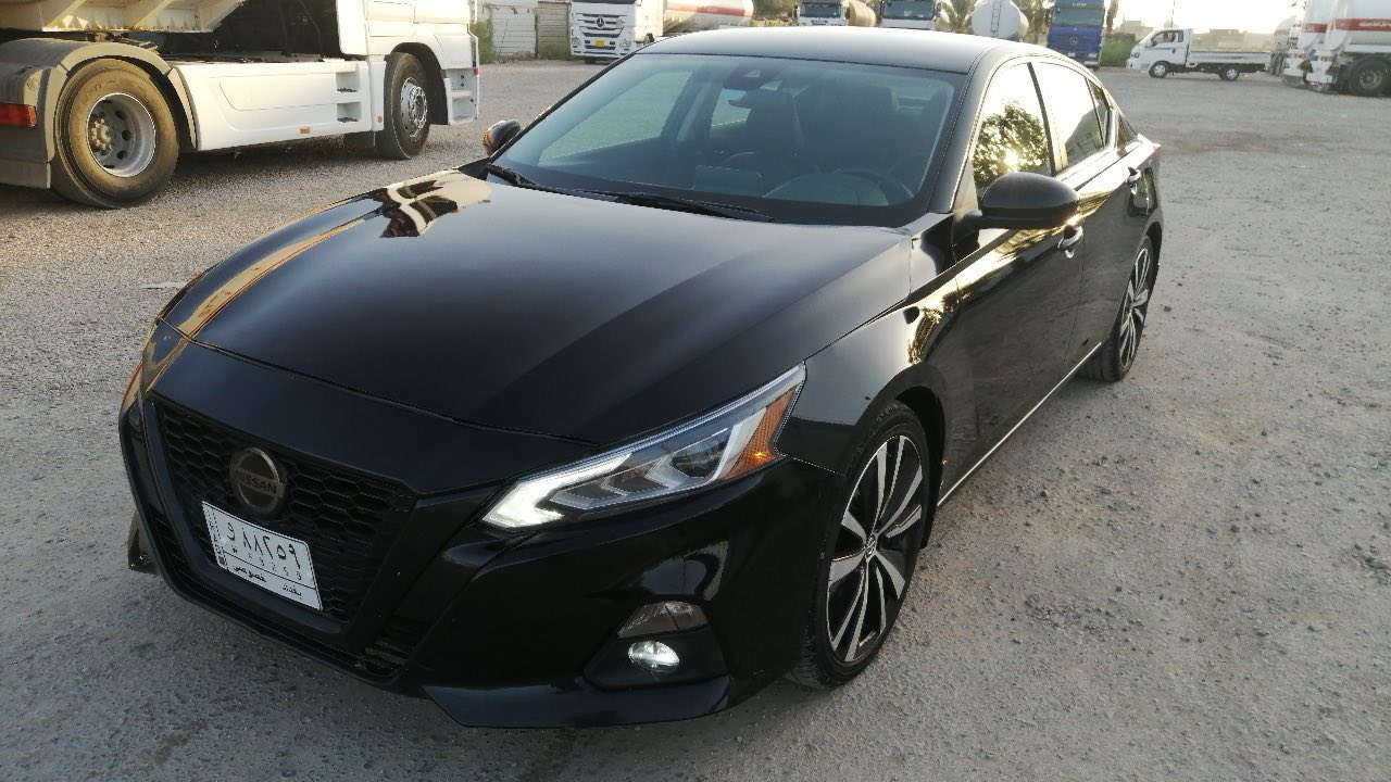 سلام عليكم
نيسان التيما SRموديل ٢٠
فول عده الفتحه سياره جديده معنه الكلمه 
السعر ١٤٥بيه مجال 
***********
