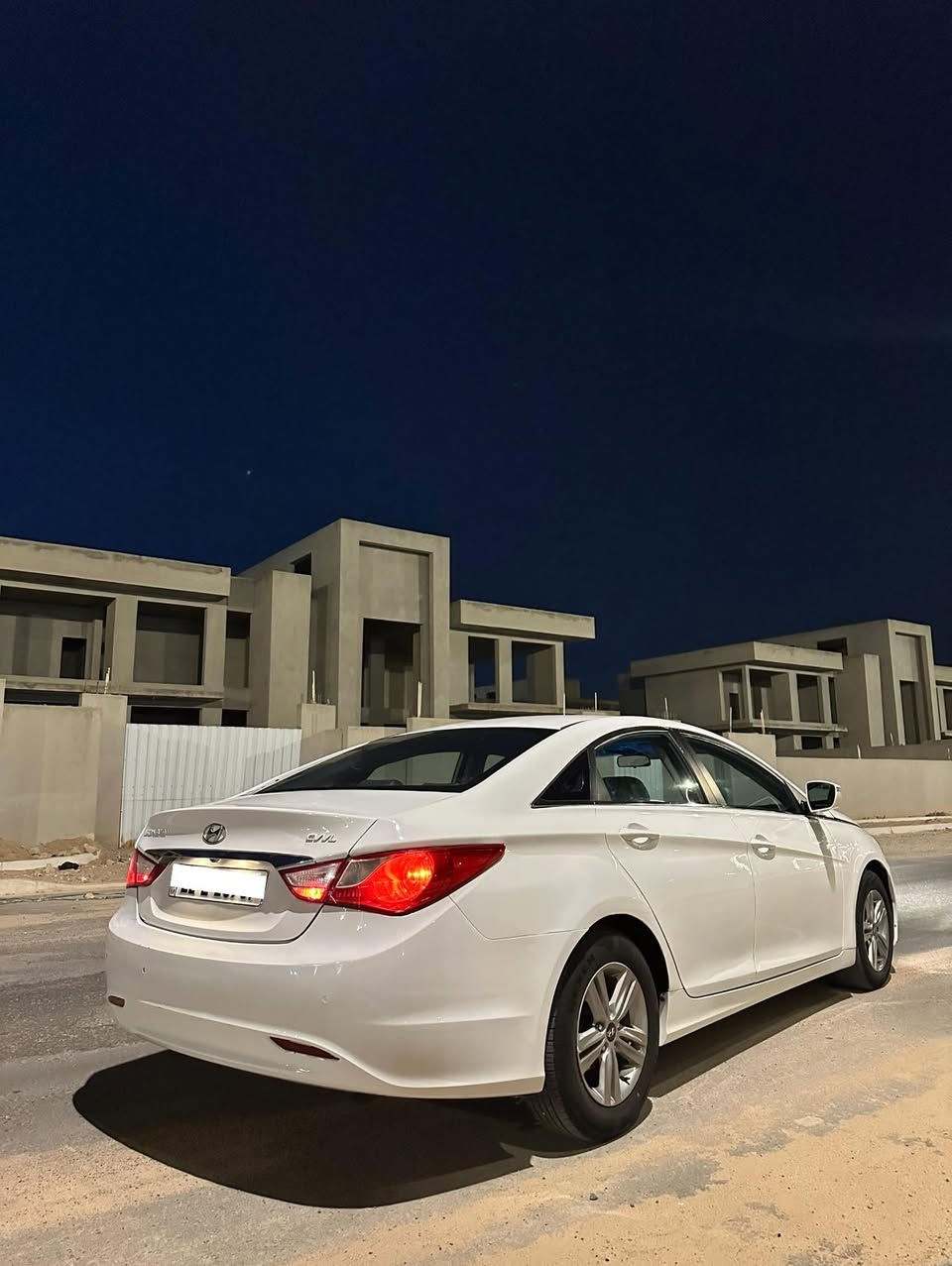 سلام عليكم سوناتا ٢٠١٤بانزين بانزين ادوات كصه جنطه متؤمه وكامله جاهزه السياره تبريد قطعتين مري شفط كشنات جلد لدً نهاري تبريد ثلج حداديه تخم تاير كير مكينه كله كفاله جديد 
 
العنوان البصره
***********
