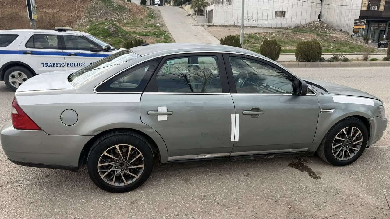 سيارة نظيفة ، محرك 3.5 فل 6 سلندر، قير أوتوماتيك مكيف شغال تبريد ثلج  مكينه شرط كير بي طبه بس لكن شغال 
دفع أمامي، ABS، نوافذ ومرايات كهرباء، قفل مركزي، صندوق واسع السياره  سنويه وهزه وتحويل .
السعر: (49) 
مكان السياره: سليمانيه
للتواصل خط ووتساب: ( *********** )

ۆتۆمبیلێکی خاوێن، بزوێنەری 3.5 لیتری 6 سیلندەر، گواستنەوەی ئۆتۆماتیک، ساردکەرەوە، ساردکەرەوە، مەکینەکە لە حاڵەتێکی باشە، تەنها پێویستی بە چاودێری کەمە بەڵام کار دەکات.  
لێخوڕینی پێشەوە، ABS، پەنجەرە و ئاوێنەی کارەبایی، قفڵی ناوەندی، سندوقی فراوان. ئۆتۆمبیلەکە پشکنینی ساڵانە دەرچووە و گواستراوەتەوە.  
نرخ: (49)  
شوێنی ئۆتۆمبێل : سلێمانی  
پەیوەندی بکە لە ڕێگەی ئەم هێڵە و واتساپ: (***********)
