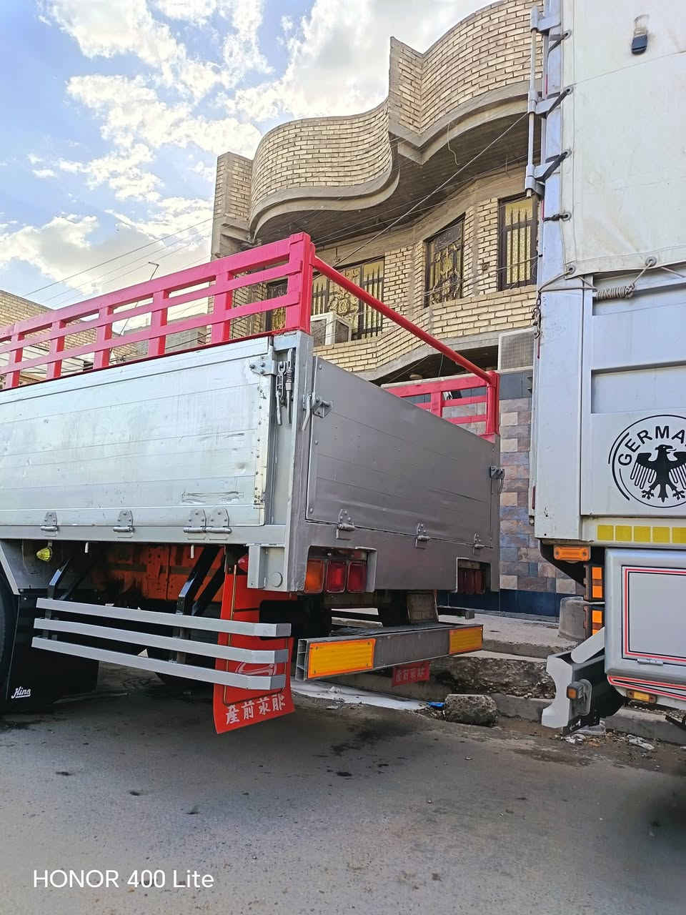 السلام عليكم هينو طيرة ستة لبيع و ربع بلادي مكينة سبعين عادي موديل 93 رقم بغداد انكليزي سنوية 31 تحويل مباشر مكفول كفالة عامة ***********  ***********
