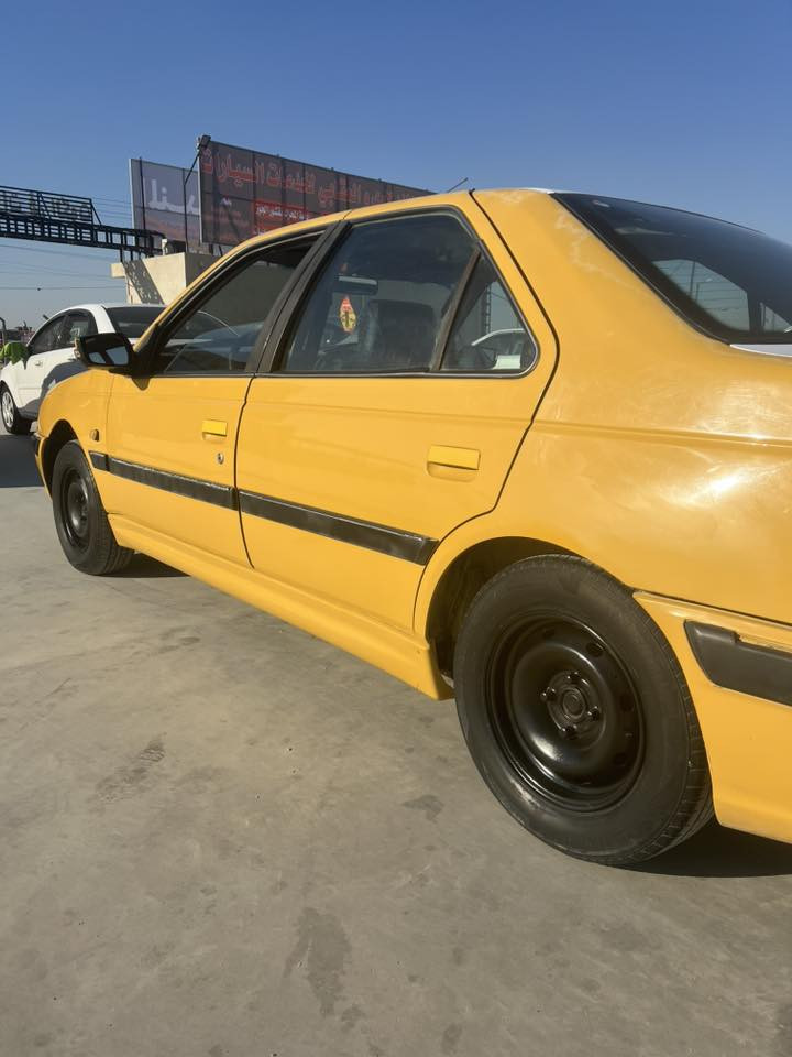 يالله بيجو بارص 2015 سنويه لل27 غرامات مصفره تحويل ثاني يوم سياره مكفوله من الضربه بيه تكحيلات بسيطه بلهلال مكينه وكير مكفولات فرنسي حداديه تخم تاير السياره جاهزه من كلشي منضومه غاز ام 60  لتر السعر 40 وبيه مجال عنوان السياره كوت للتواصل ***********
