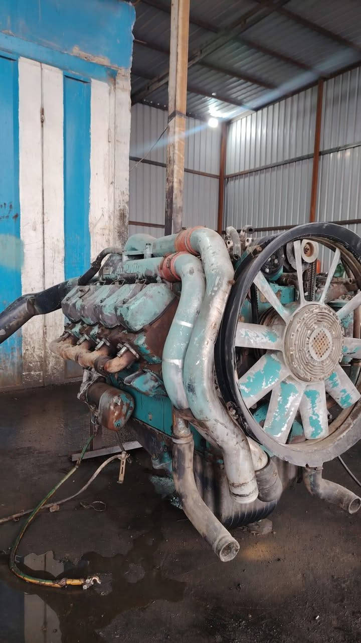 مكينه اسكانيا 143 اوربيه
04 كهربائي
بغداد
 ***********
